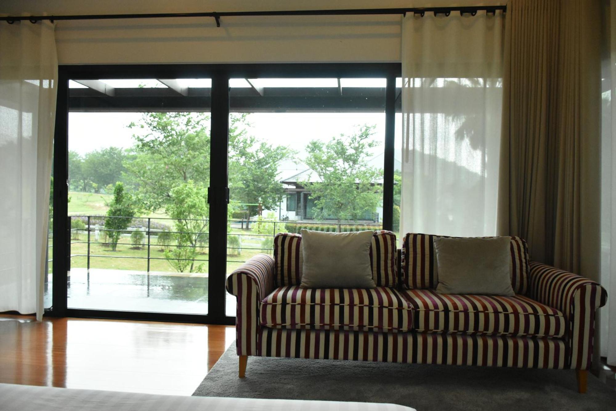 Monlada Khaoyai Hotel Muszi Kültér fotó